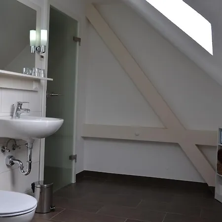 Laabs Schoenefeld